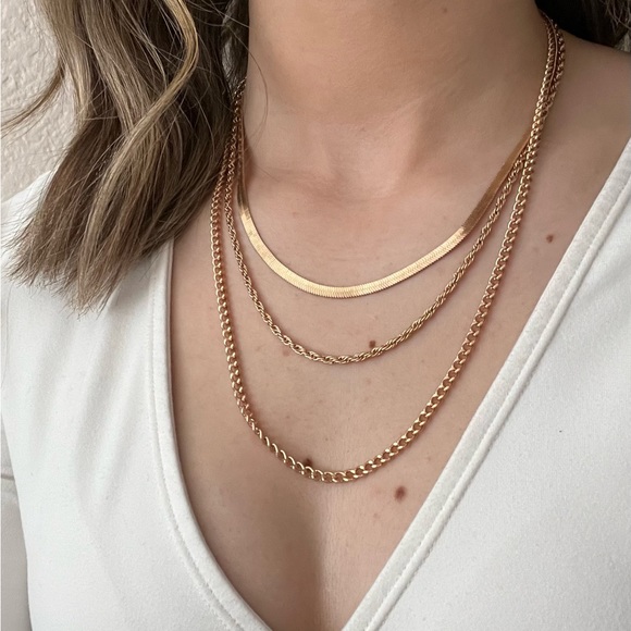 Jewelry - LAST ONE | layered chain necklace